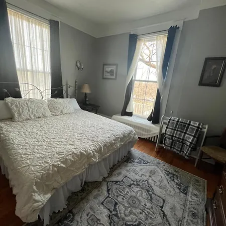 Century Elms Bed And Breakfast-2